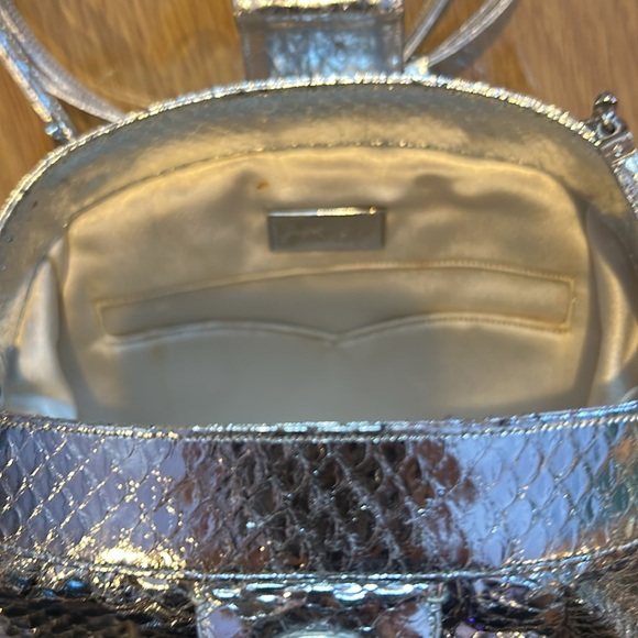 Vintage Judith Leiber evening bag - Picture 9 of 16